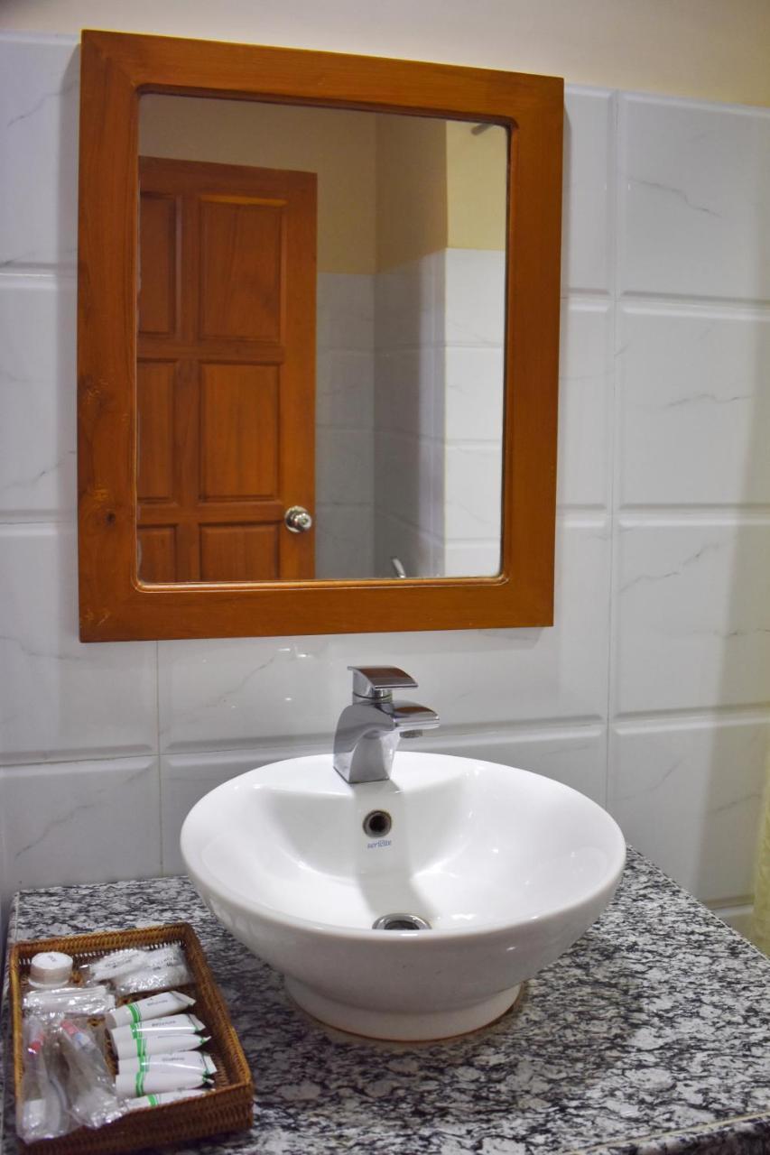 Shwe Poe Eain Hotel New Bagan Bagian luar foto