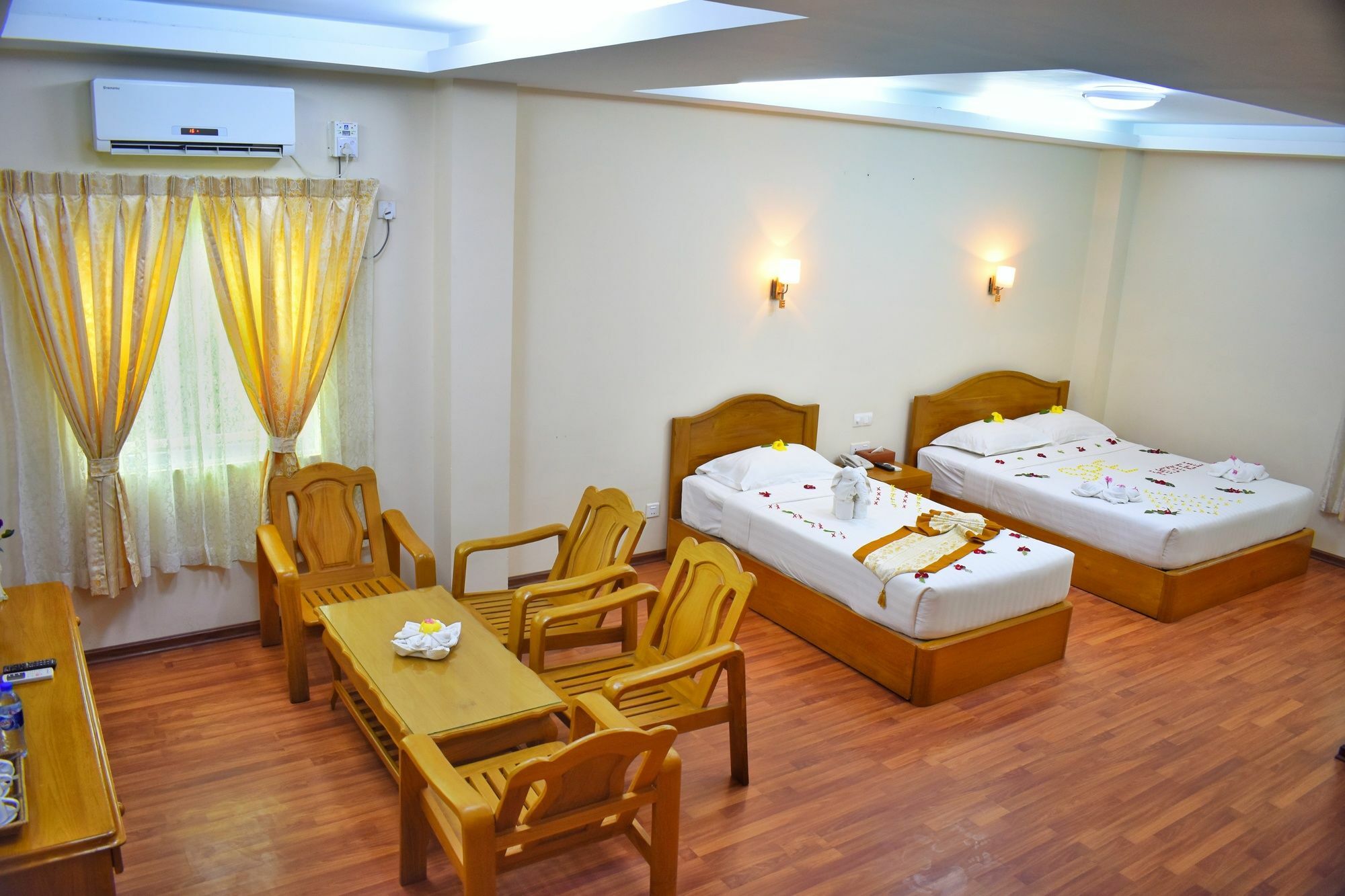 Shwe Poe Eain Hotel New Bagan Bagian luar foto