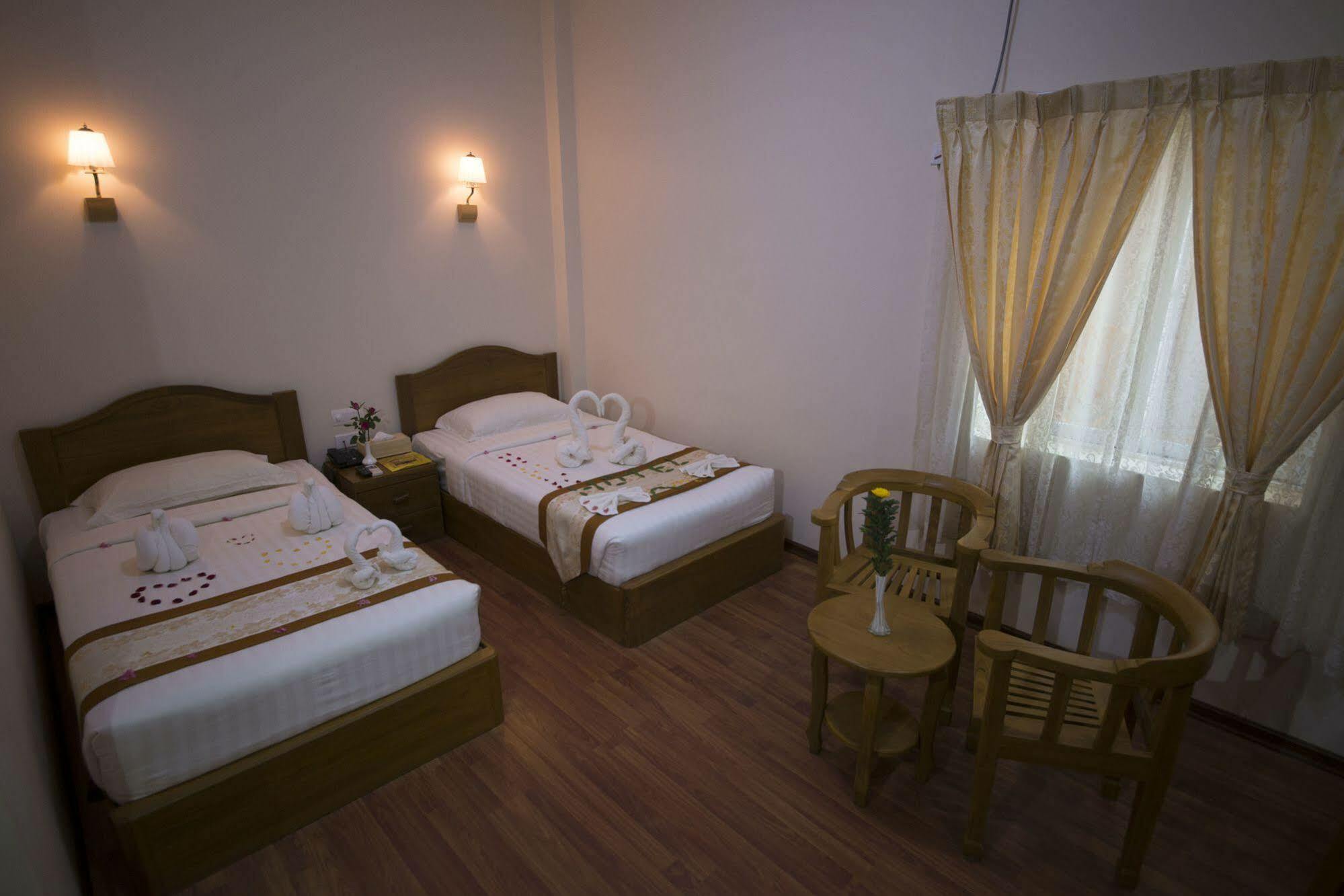 Shwe Poe Eain Hotel New Bagan Bagian luar foto